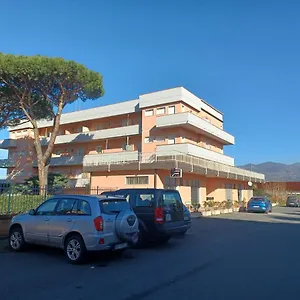 15-via-aldo-moro-al-terzo-piano.hotelitalianriviera.com/